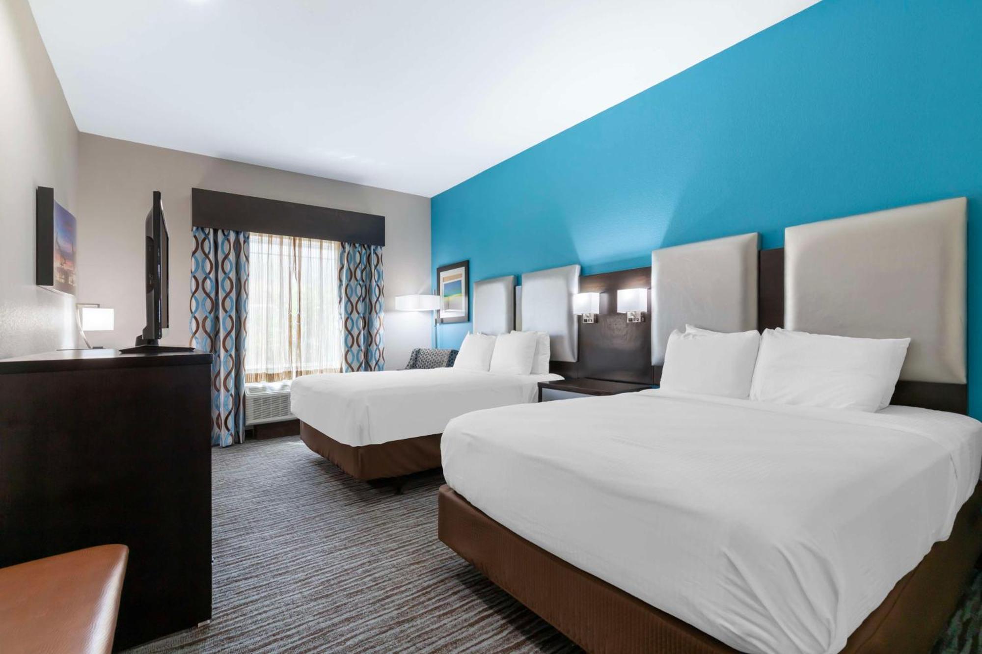 Best Western Plus Pleasanton Hotel Exterior photo